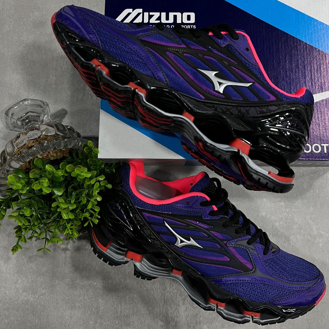 Tenis Mizuno 14