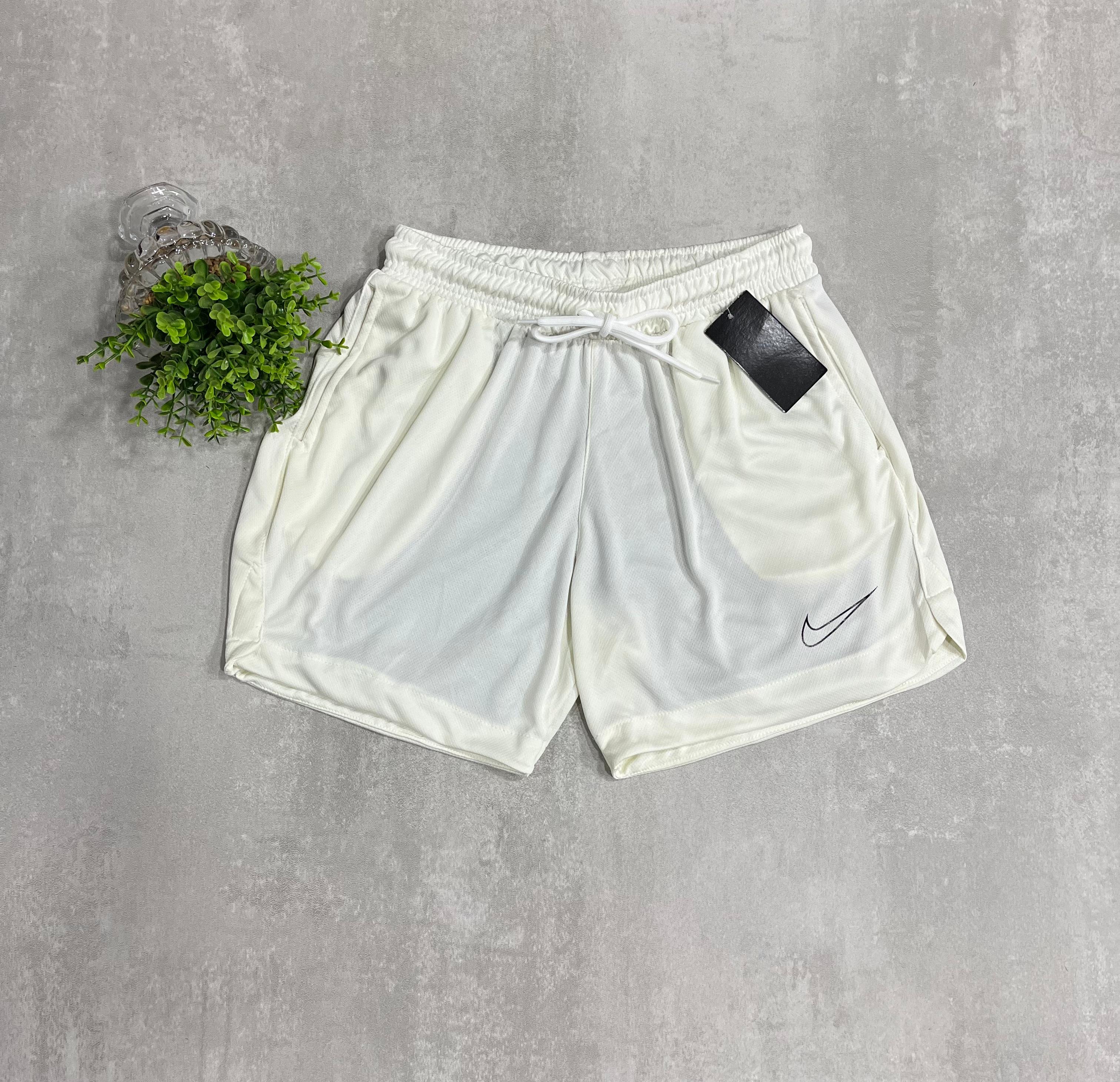 Short Elastano Nike